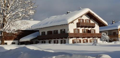 Ferienwohnungen Hanslbauer Krün allemagne