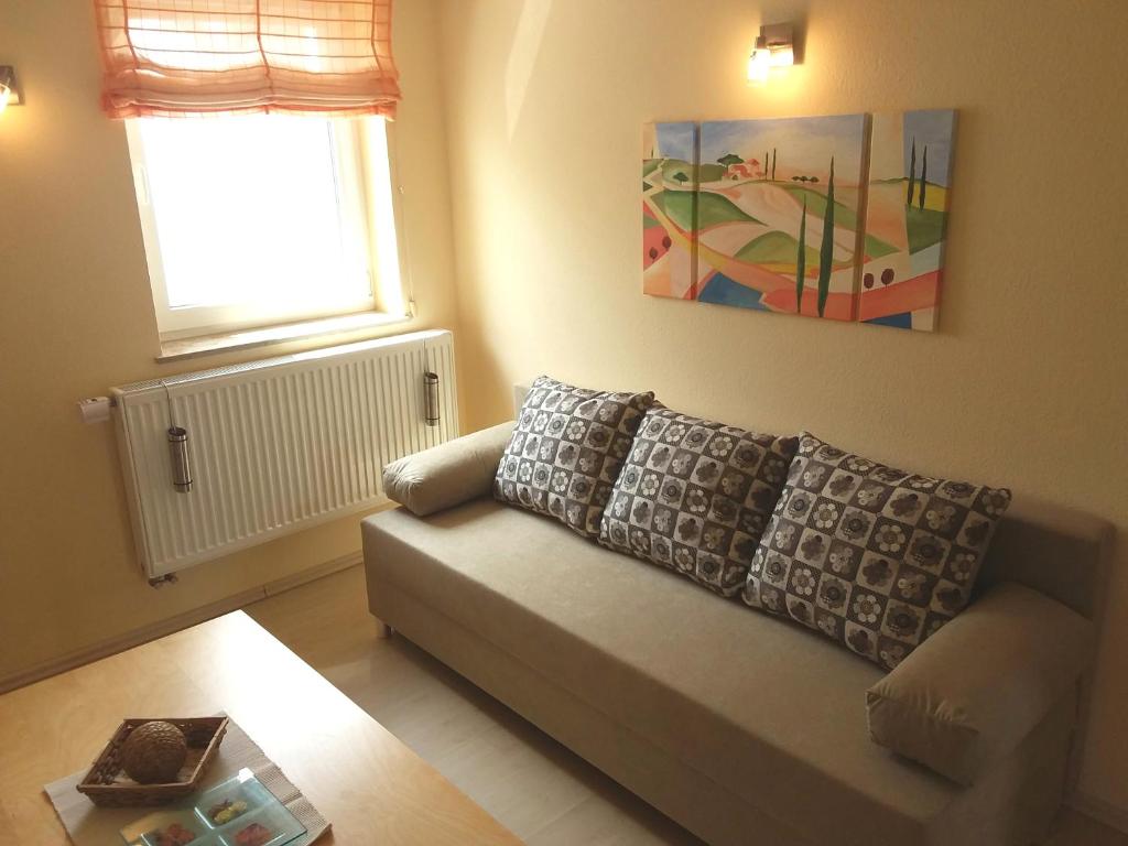 Appartements Ferienwohnungen Harmonie und Bergblick Heinrich Heine Straße 1 B, 02681 Crostau