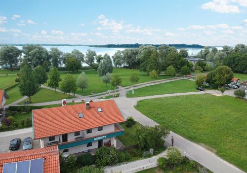 Ferienwohnungen Haus am See Bernau am Chiemsee allemagne