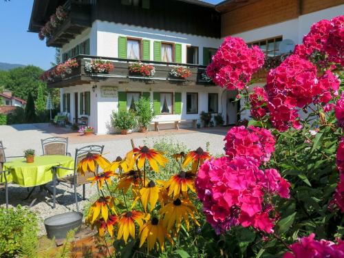 Appartements Ferienwohnungen Haus Rosenbichl 18 Am Tradenlehen Schönau am Königssee