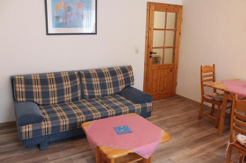 Appartements Ferienwohnungen Heinz Schmitt Kapellenstraße 3 Niedermennig