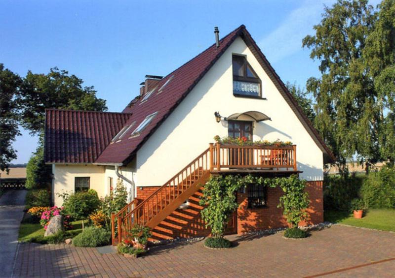 Appartements Ferienwohnungen im Altbauernhaus Chausseestraße 2, 18445 Hohendorf