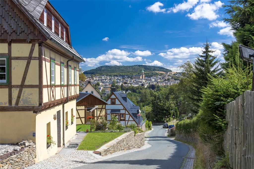Appartements Ferienwohnungen im Vierseitenhof Linke 12 Kupferstraße, 09456 Annaberg-Buchholz