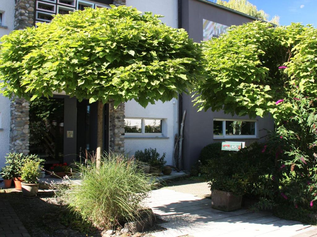 Appartements Ferienwohnungen PANO Hauptstraße 45/2, 88048 Friedrichshafen