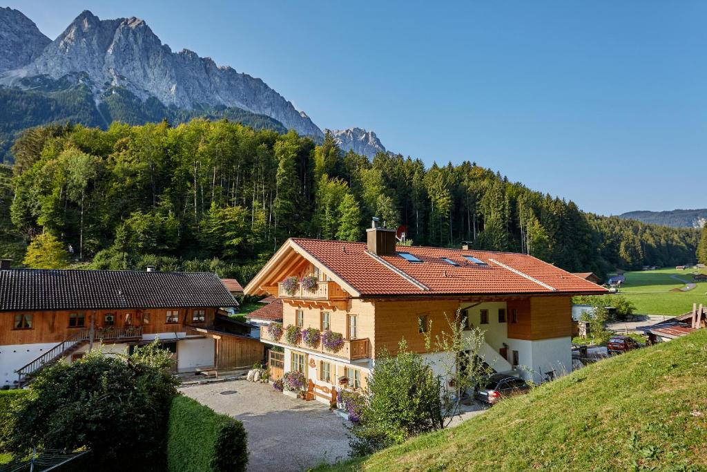 Appartements Ferienwohnungen Pfanzelter Törlenweg 16, 82491 Grainau