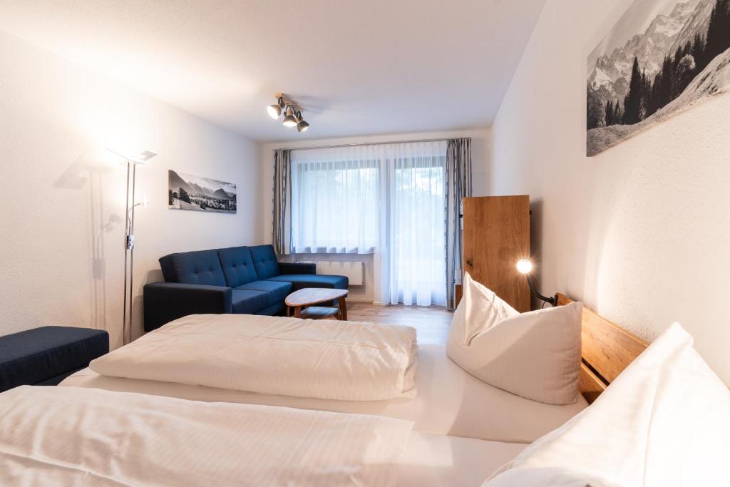 Appartements Ferienwohnungen Sattler 30 Fuggerstraße, 87561 Oberstdorf