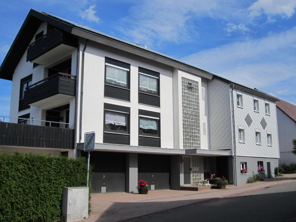 Appartements Ferienwohnungen Schwarzwaldpforte Calwer Straße 28, 75331 Engelsbrand