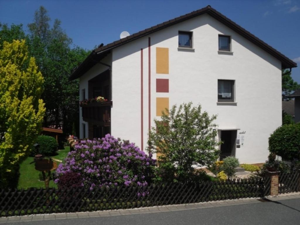 Appartement Ferienwohnungen und Gästezimmer Herrmann An der Wasserscheide 8, 96361 Steinbach am Wald