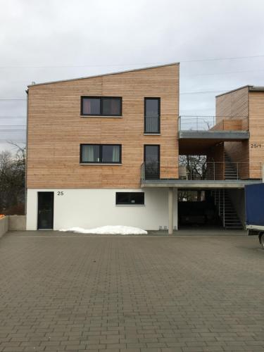 Appartements Ferienwohnungen Weinstadt czycholl Obstanbau Schönfelderstrasse 25 Weinstadt