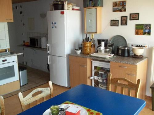Appartement Ferienwohnungen-Willrich-Ferienwohnung-3 Hardtstraße 14 Blankenheim