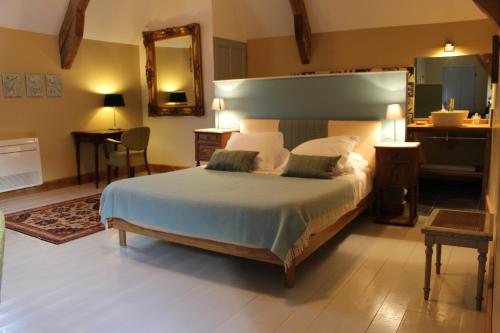 B&B / Chambre d'hôtes Ferme-Château de Cordey & Spa Cordey le bourg Cordey