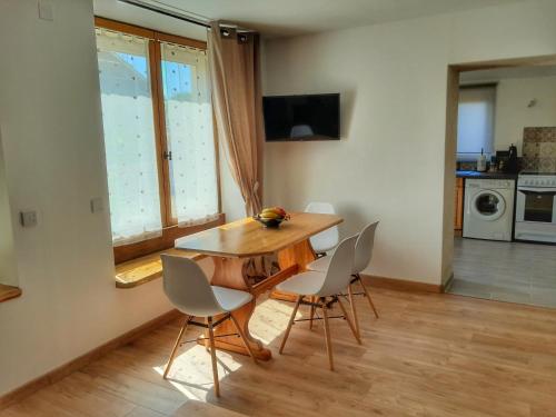 Appartement Ferme de Beaulieu, Logement avec jardin privatif. 17 Hameau de Beaulieu Neauphlette