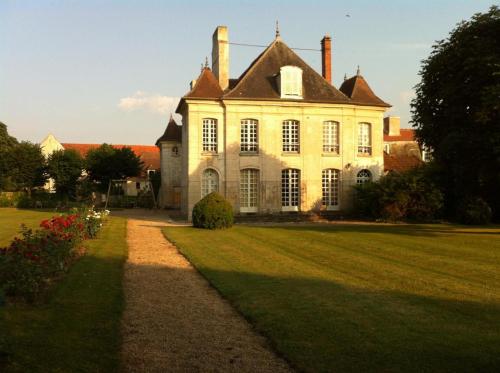 B&B / Chambre d'hôtes Ferme de la Vallière 59 Grande Rue Tancrou