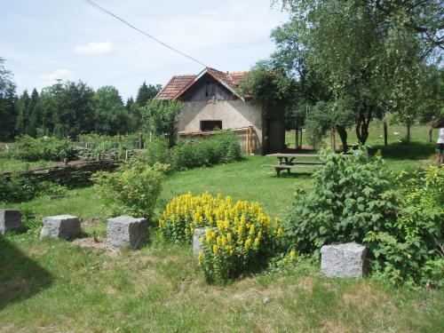 Maison de vacances FERME DU HAUT BARBA chambres d'hôtes & gîte 23 Route de la Racine Liézey