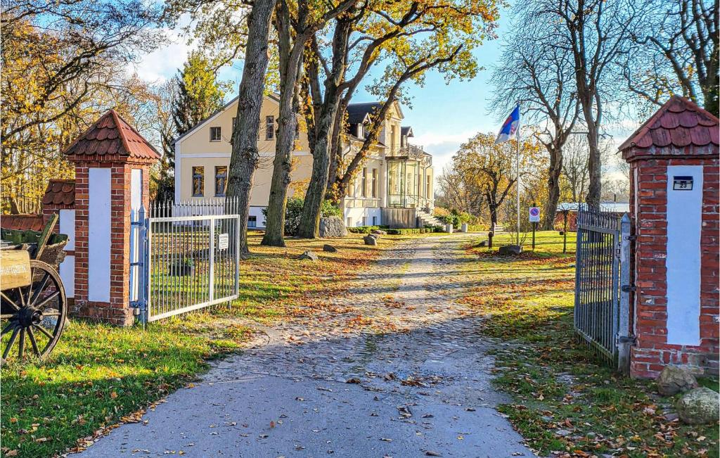 Appartement FeWo Ahrenshoop - Ziegelbau , 18519 Sundhagen