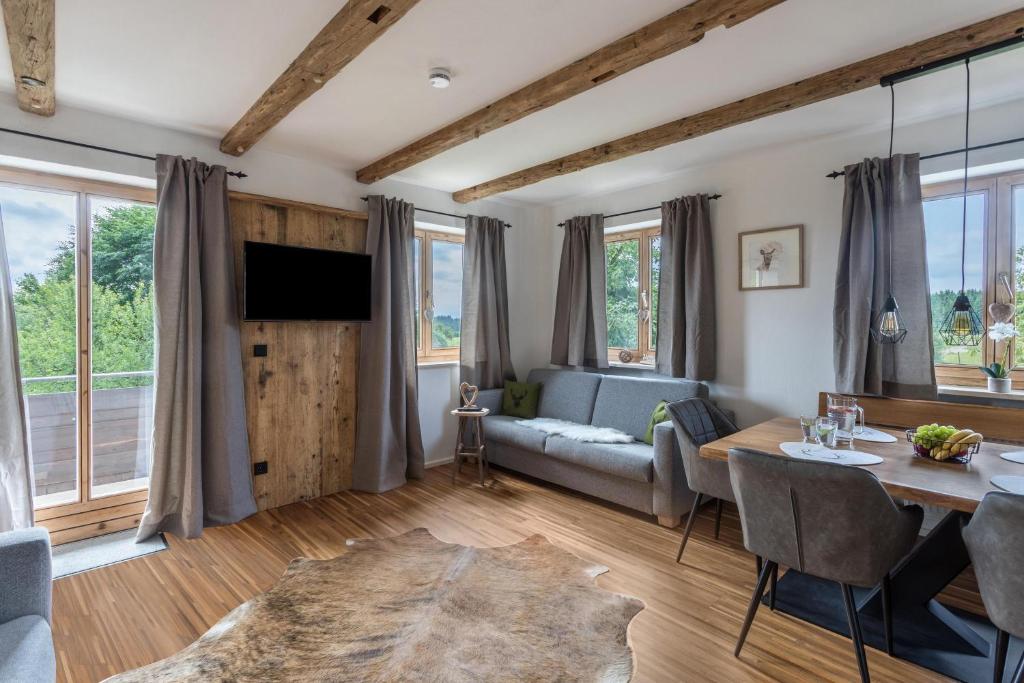 Appartement Fewo beim Nik mit Wanderreitstation Almertsham 19, 83129 Höslwang