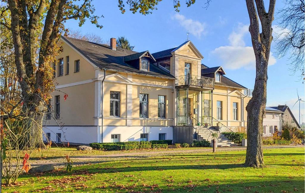 Appartement FeWo Dierhagen - Ziegelbau , 18519 Sundhagen