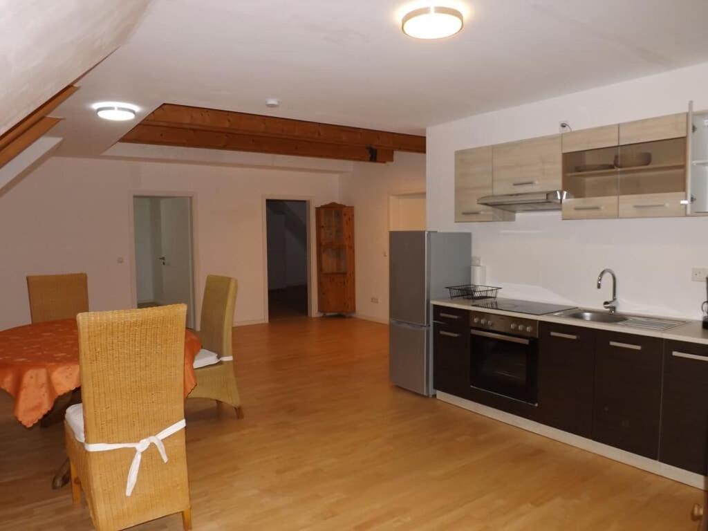 Appartements Fewo Floss 23 Oberer Berg, 92685 Floß