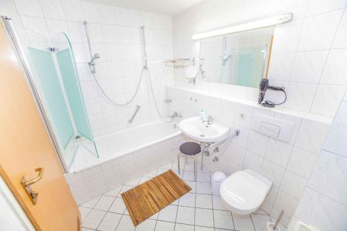 Appartement Fewo Goldene Krone Leipzig mit Tiefgarage Hermannstraße 2 3. Etage Lift Leipzig