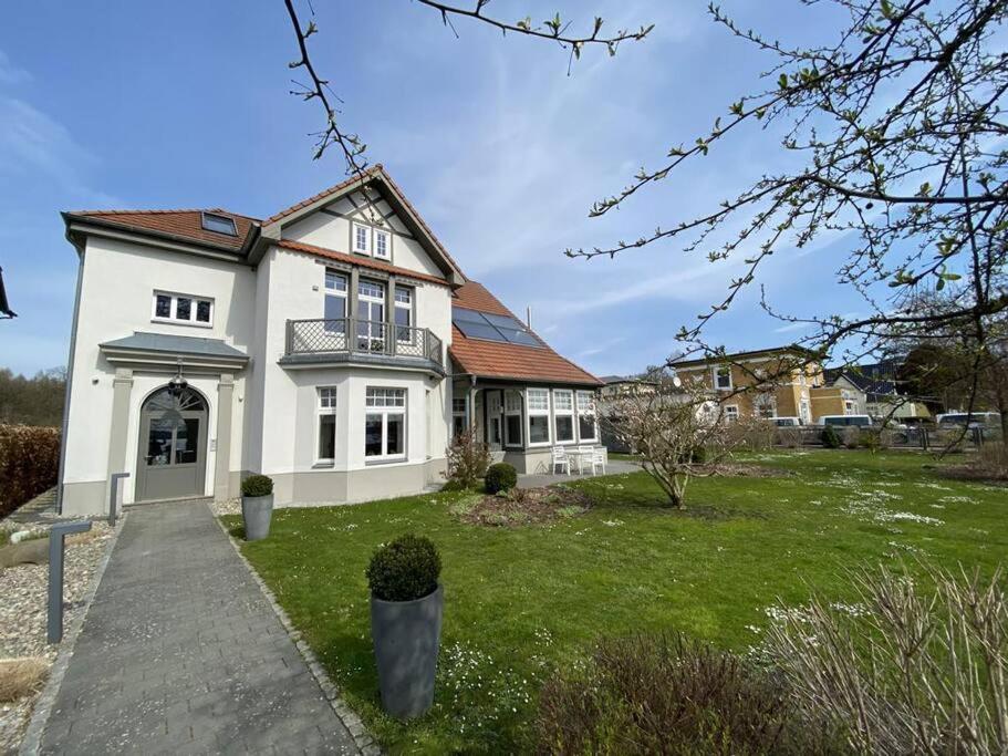 Appartement Fewo in Villa mit Seeblick 4 Hermann-Niemann-Straße, 19395 Plau am See