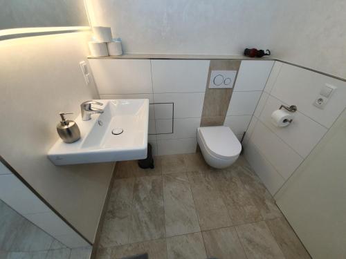 Appartements FeWo Lingenfeld Bahnhofstraße 8a Lingenfeld