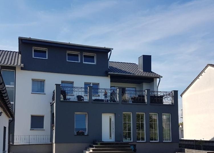 Appartement FeWo mit Terasse Neuwied & Koblenz 10 Heimbacher Straße, 56566 Neuwied