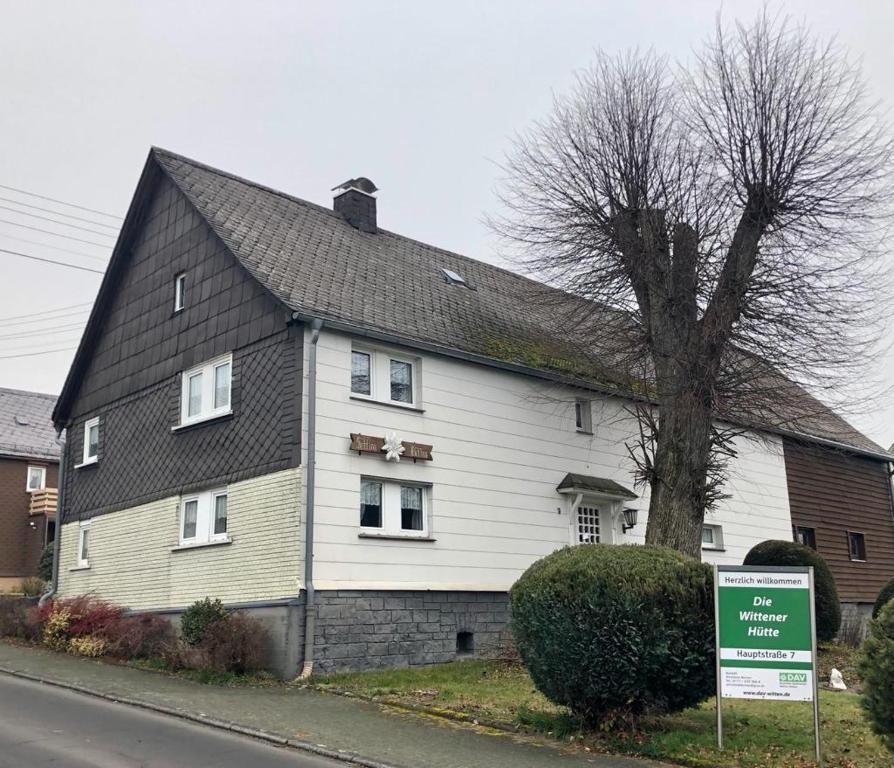 Appartement FEWO Wittener Hütte in Langenbach b.K. 7 Hauptstraße EG und OG, 57520 Langenbach bei Kirburg
