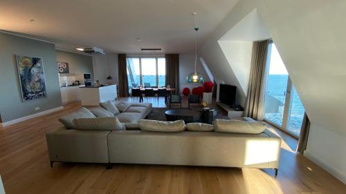 Appartement FIRST im FIRST Sellin, Penthouse Meer & Meer mit phänomenalem Ostseeblick 24 Wilhelmstraße Sellin