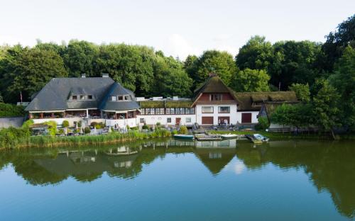 Hôtel Fischerklause am Lutjensee Am See 1 Lütjensee