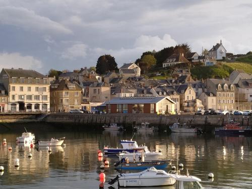 Fishermen's Friend Port-en-Bessin-Huppain france