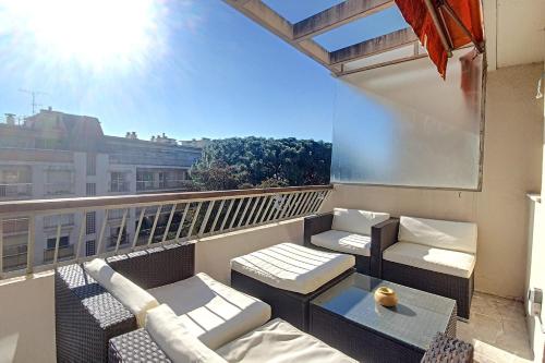 Fleuries - Beau Studio avec terrasse Cannes france