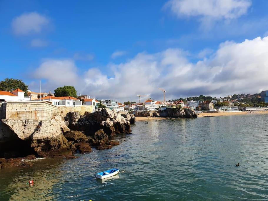 Appartement Flott sentrumsnær leilighet med egen parkering 622 Rua José Florindo, 2750-400 Cascais
