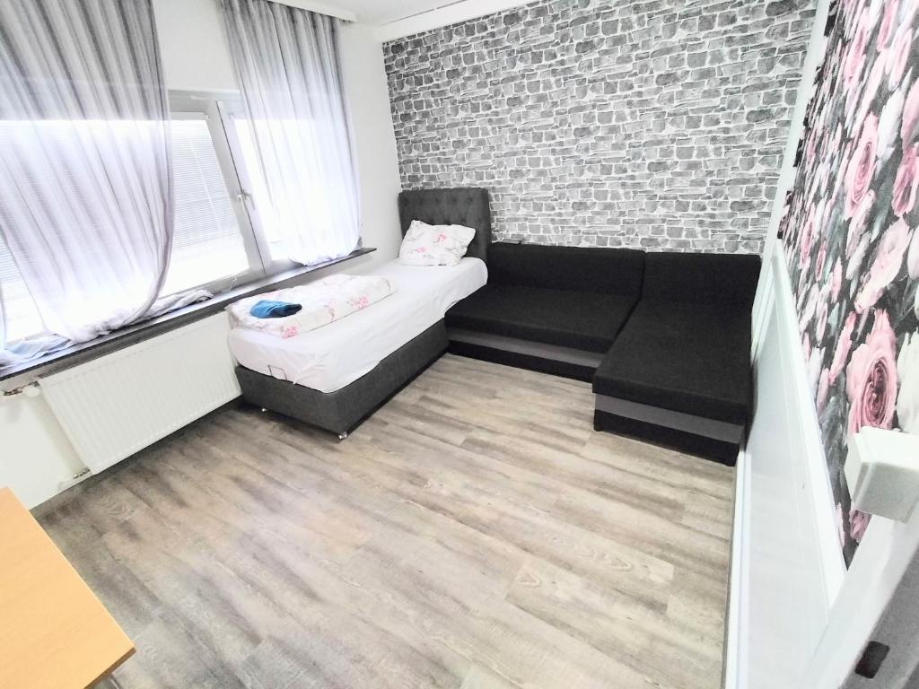 Appartement FMI,3Room Accommodation 44 Albrecht-Dürer-Straße, 65428 Rüsselsheim