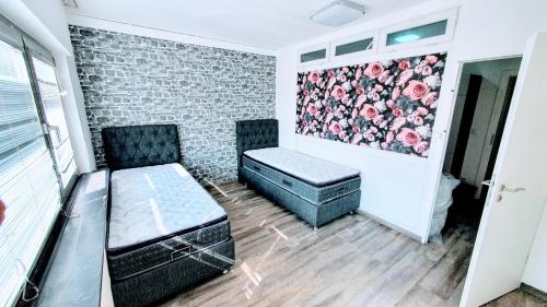FMI,3Room Accommodation Rüsselsheim allemagne