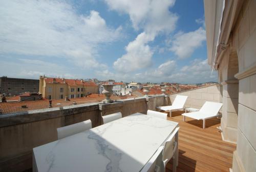 Appartement FOCH Bright prestigious apartment in Cannes ! 5ème étage 4 Rue du Maréchal Foch Cannes