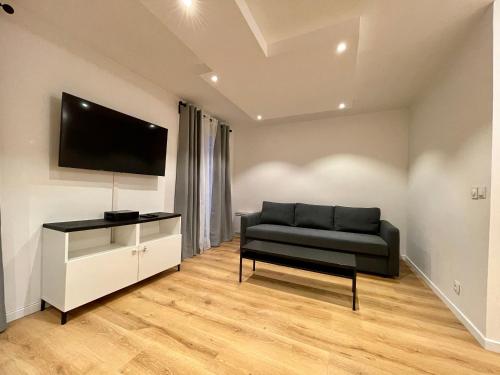 Appartement FONTAINE ROUGE STREET Marne la Vallée Disneyland Paris Outlet Mode And luxury Village Val d'europe FREE PARKING 3 Rue de la Fontaine Rouge Chessy