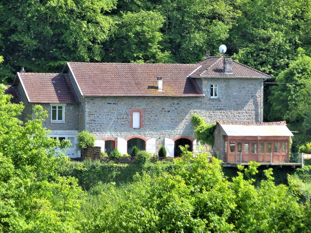 Maisons de vacances Fontchauvaux Holiday Gites 2 Fonchauvaux Est, 87460 Saint-Julien-le-Petit