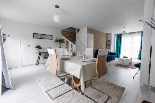 Appartement Forest Chic : Maison San Marina 15 Rue du Cadran Parmain