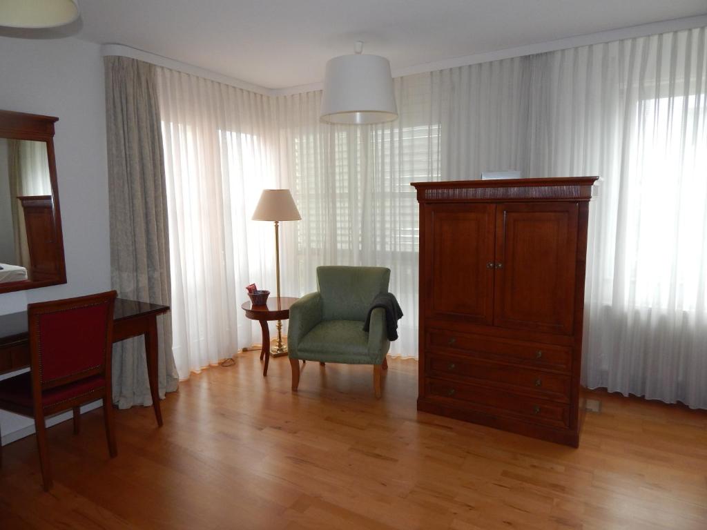 Appartement FREE Apartment - Obere Wässere 120 Lederstraße, 72764 Reutlingen