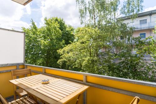 Appartements FREE LIVING - Jungle Design, Zentrum, Parkplatz, Küche 10 Hugo-Junkers-Weg Wolfsburg