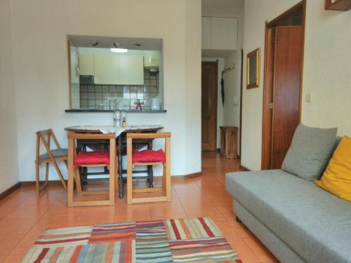 Appartement ! Free Parking Street ! Ground Floor with Washer! 284 Rua Engenheiro Guilherme Bonfim Barreiros R/C Dtº Frt. Porto