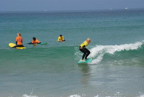 FreeSurfCamp & Hostel Baleal portugal