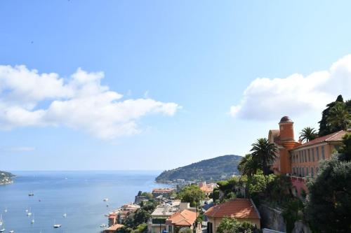 Appartement French Riviera - 3 pièces, vue mer et piscine 105 Avenue Léopold II Villefranche-sur-Mer