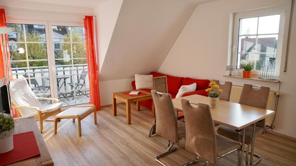 Appartement Friedenstraße 21 Whg 4 Friedenstraße 21, 18374 Zingst