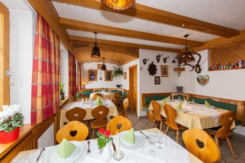 Frühstückspension Gästehaus Zum weissen Rössl Wallgau allemagne