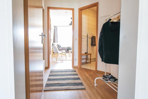 Appartement FULL HOUSE Studios - KornhausSupreme Apartment - Balkon, NETFLIX, WiFi 36 Kornhausstraße Dessau