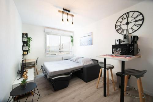 Appartement Fully equipped apartment St Charles train station 58 Rue de Crimée Marseille