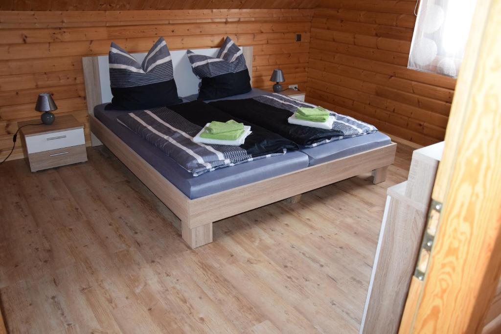 Appartement Fünfeichener Weg 16 Fünfeichener Weg 16, 15890 Eisenhüttenstadt