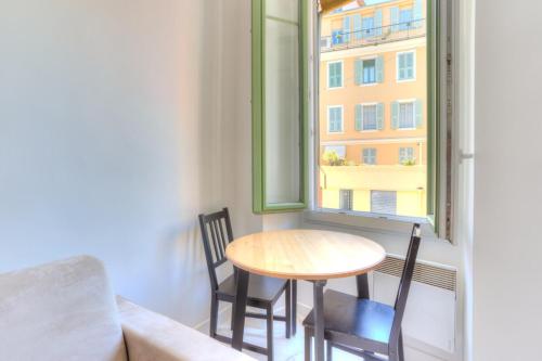 Appartement Furnished Studio in A Lively Area Near The Beaches 53 boulevard Stalingrad Nice