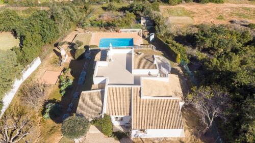 Villa Gabi Miguel Holiday Rentals - Villa Gabi Ilha da Madeira, Vale de Parra Albufeira